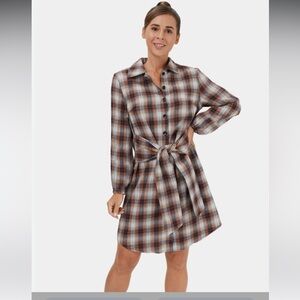 Entro Women’s Flannel Tie Waist Frayed Hem Plaid Button-Up Shirt Dress.Sz Large.